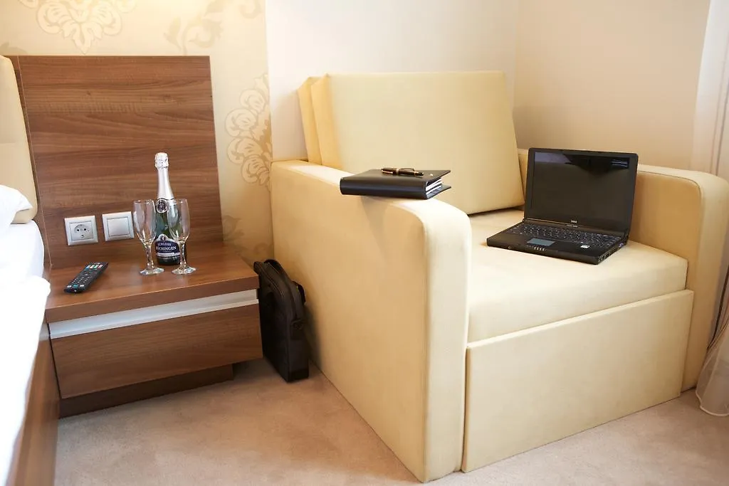 Airport Wellness Panzio Hotel Hajdúszoboszló Vendégház