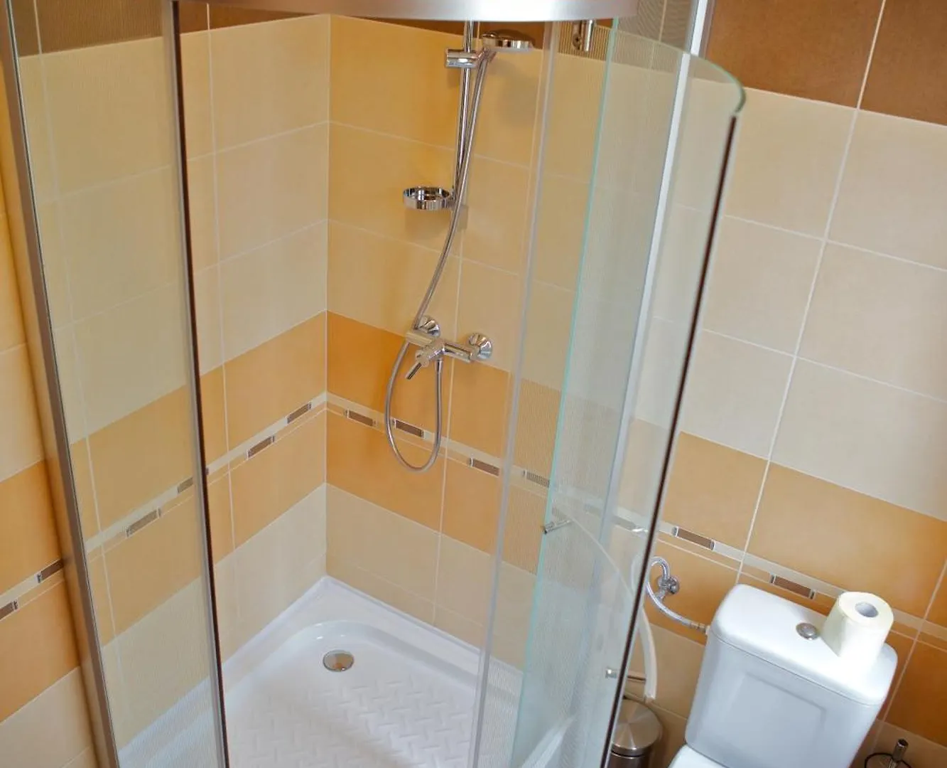 Airport Wellness Panzio Hotel Hajdúszoboszló 2*,